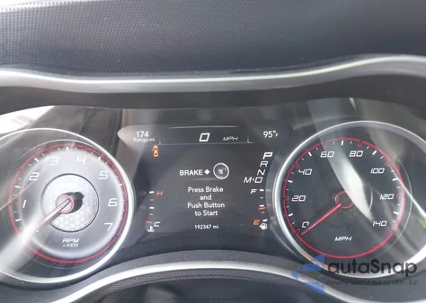 2016 Dodge Charger Sxt z USA, uszkodzony, nr VIN 2C3CDXHG7GH205529